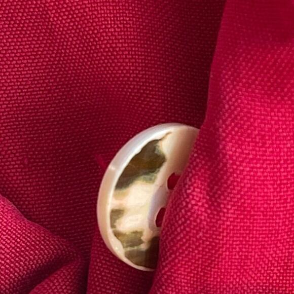 Vintage Red 100% Silk Blouse Size Large Silkland Collar Button Down Pocket - Picture 7 of 7